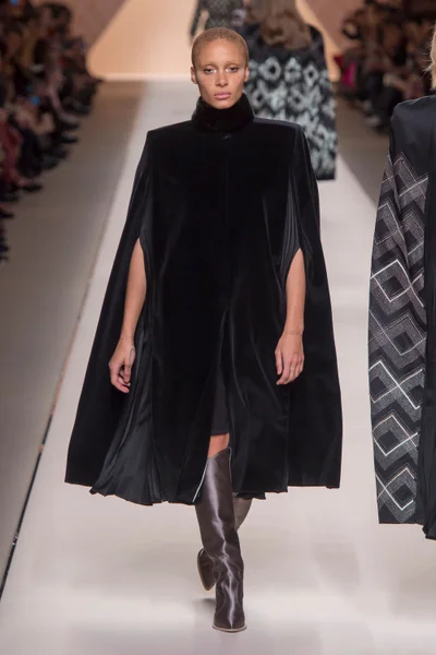 Look 47